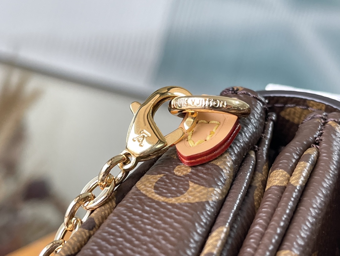 𝐋𝐎𝐔𝐈𝐒 𝐕𝐔𝐈𝐓𝐓𝐎𝐍      M81267