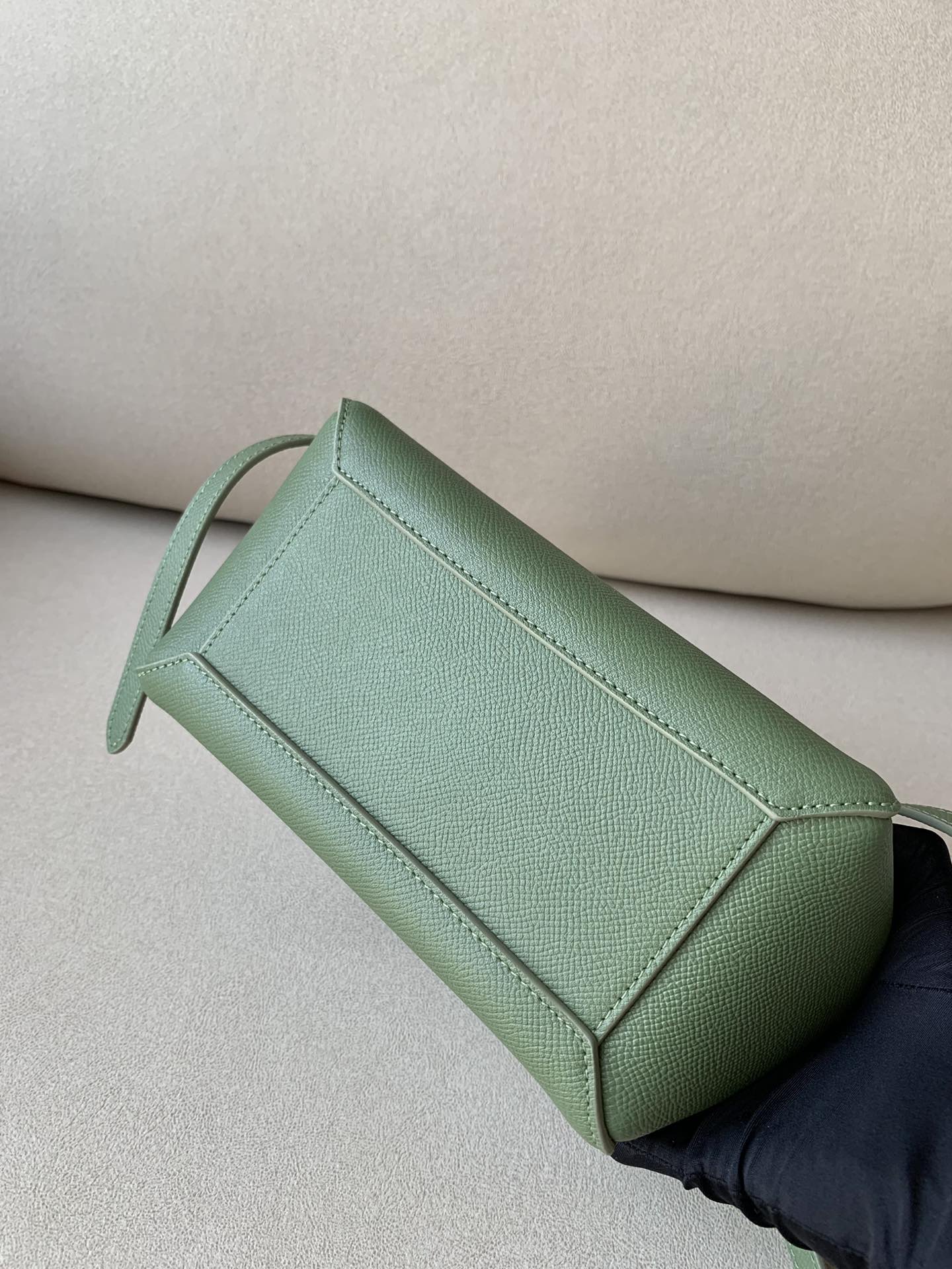 𝐂𝐞𝐥𝐢𝐧𝐞 Belt Bag Catfish Bag Small Grained Calfskin
