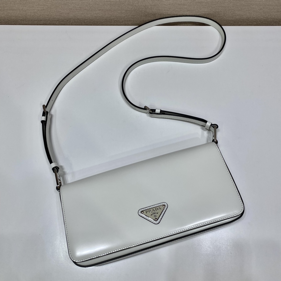 𝐏𝐑𝐀𝐃𝐀 New Model 1BD323