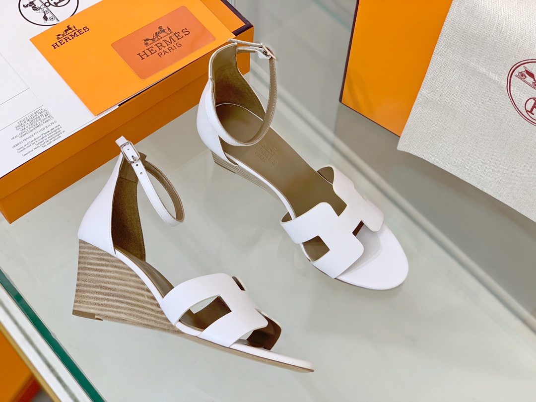 Hermes Santorini sandals