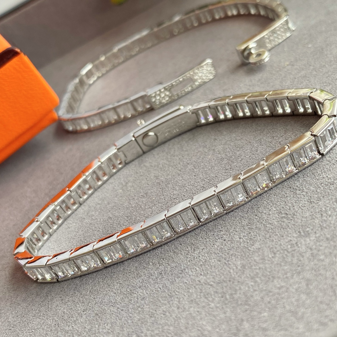 Hermes bracelet