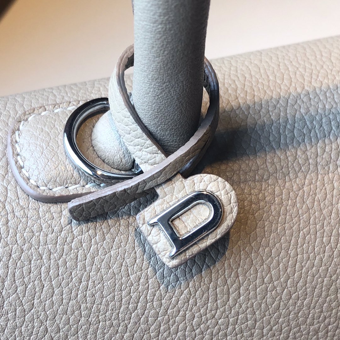 DELVAUX      🇧🇪brillant togo