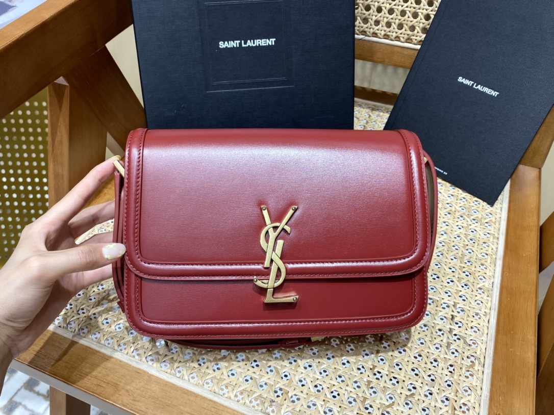 SAINT LAURENT 𝑺𝑶𝑳𝑭𝑬𝑹𝑰𝑵𝑶 𝑩𝑶𝑿 🎐.#634305