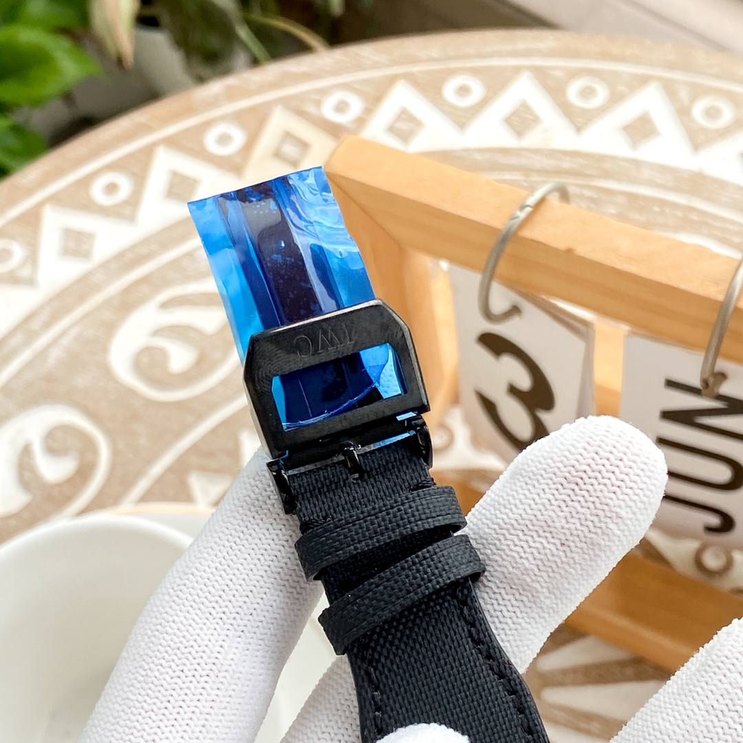 IWC- Big Pilot's Watch Edition Las Vegas Limited Edition 316 stainless steel case