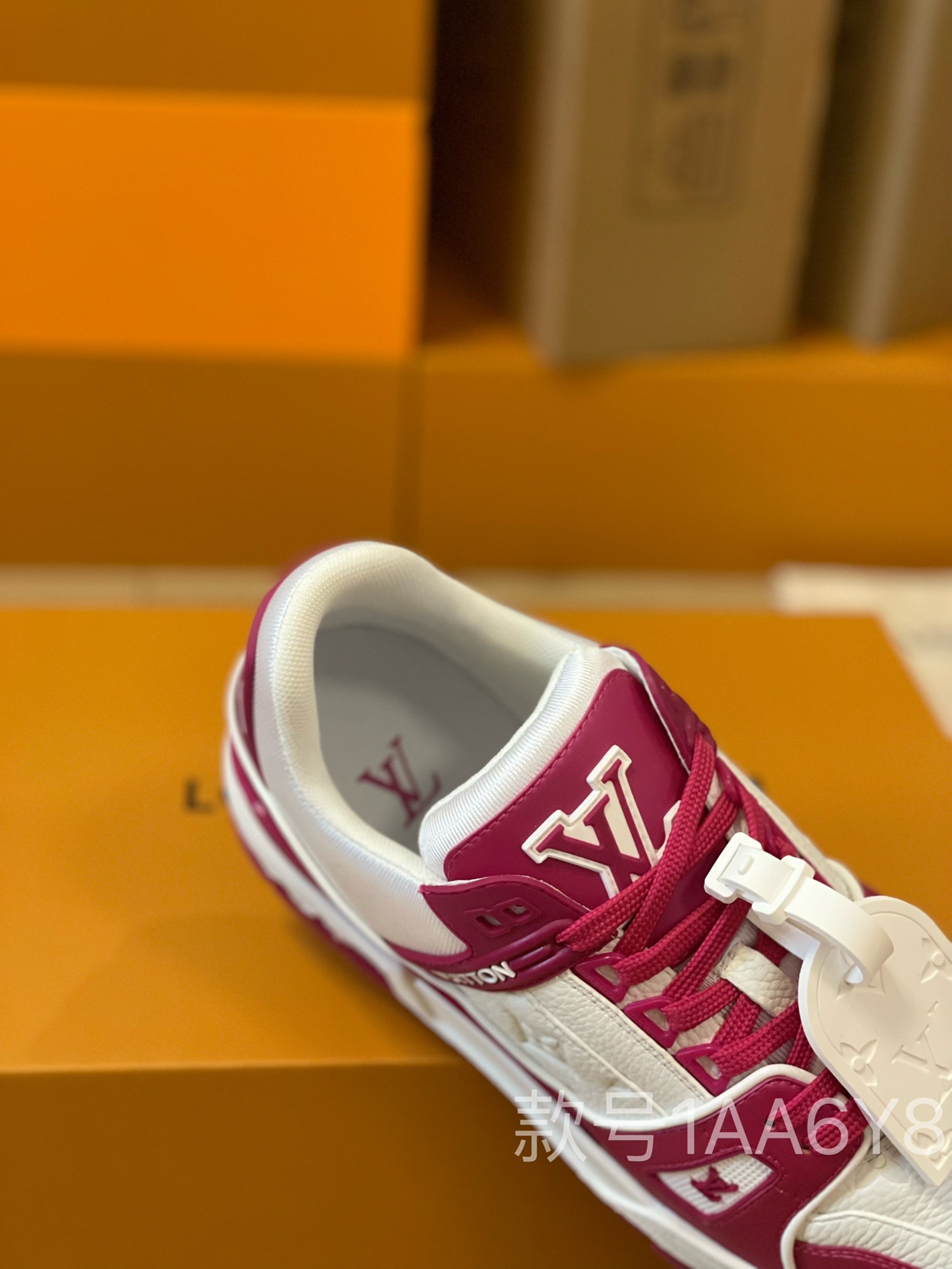 Louis Vuitton Trainer couple style 1AA6Y8