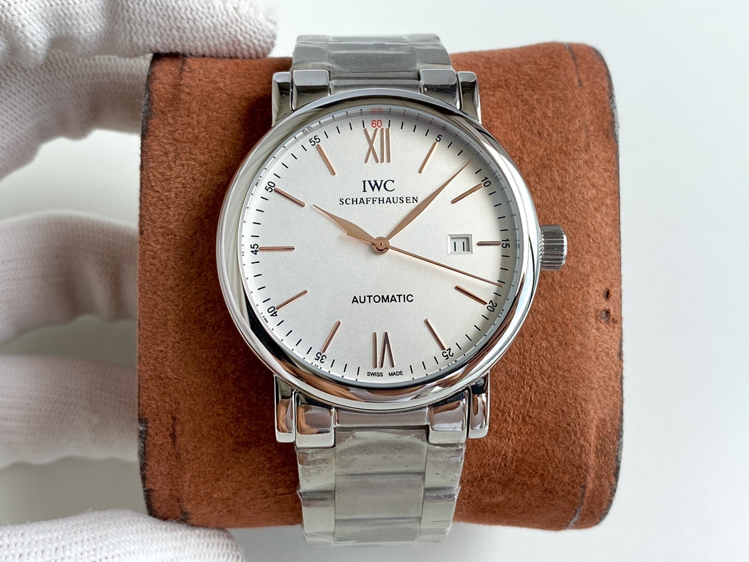 IWC- Fine men's watches Fully automatic mechanical movement, top 316 steel case and strap