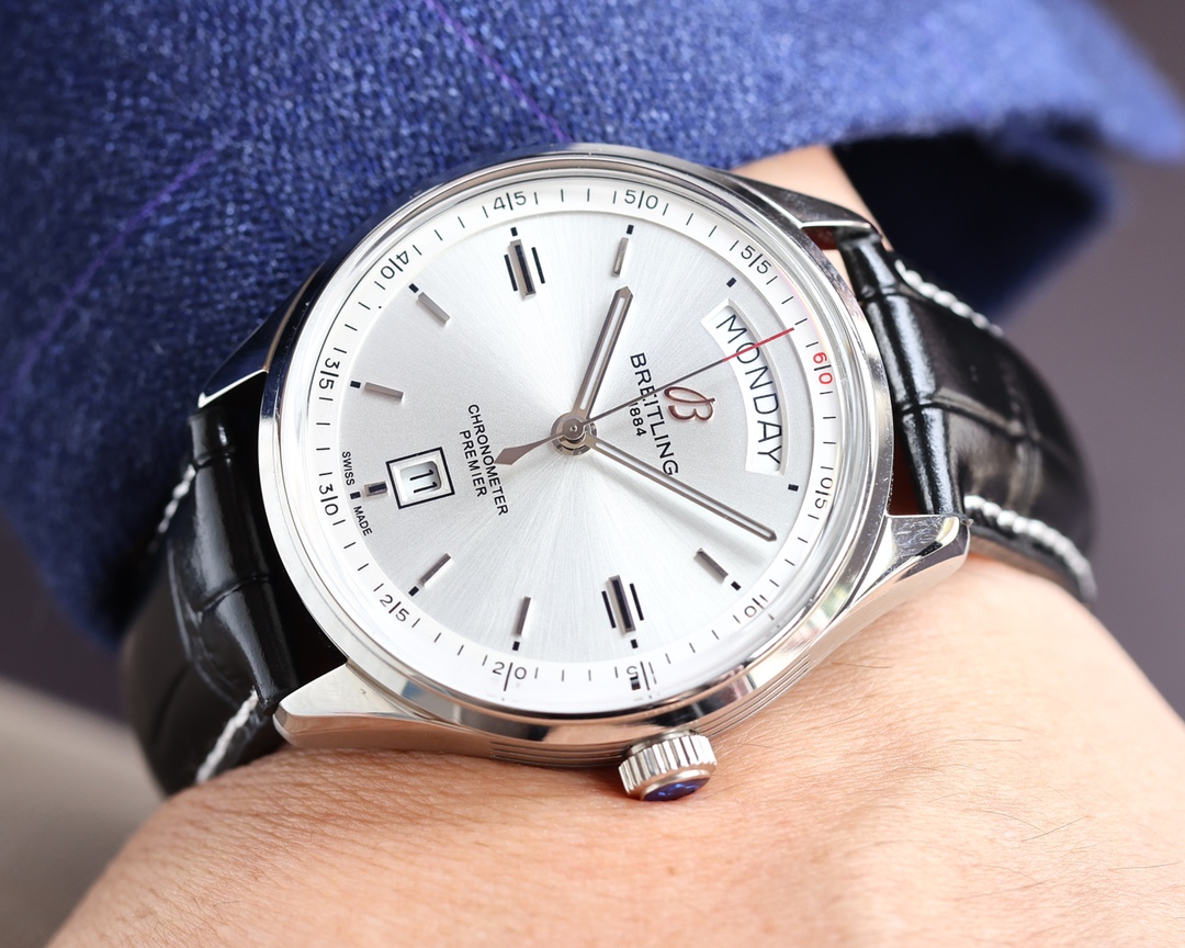 Breitling - Avenger Automatic Mechanical Arch Bridge Reinforced Glass