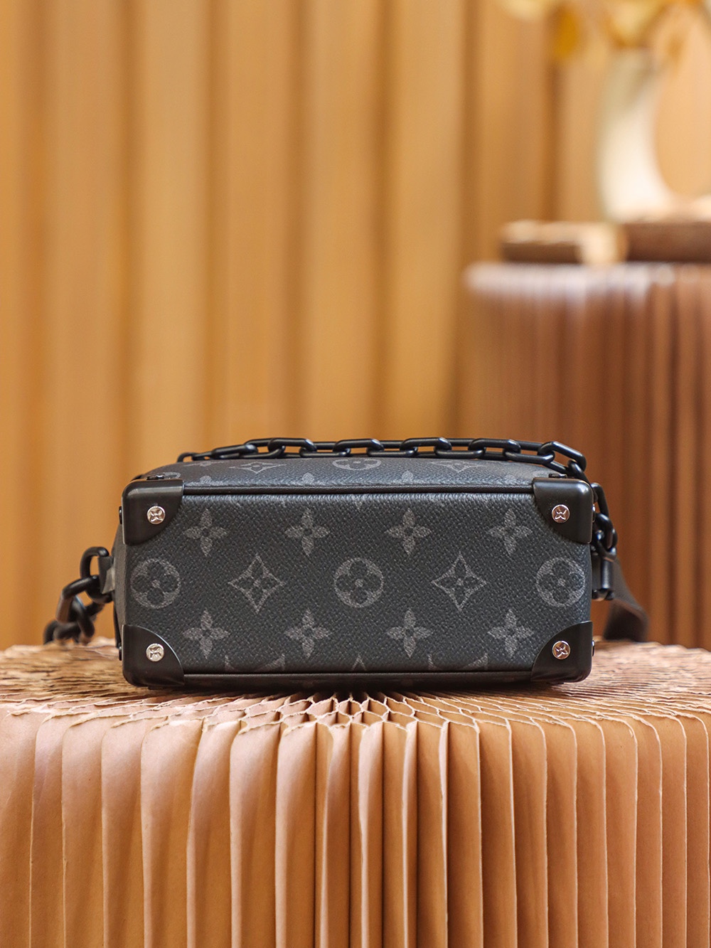 Louis Vuitton 𝐌𝐢𝐧𝐢 𝐒𝐨𝐟𝐭 𝐓𝐫𝐮𝐧𝐤 M44735 upgrade version—resin buckle hardware