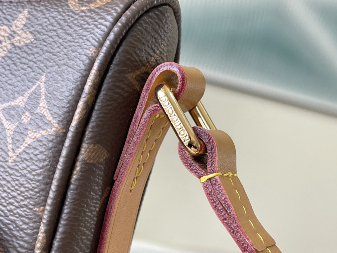 𝐋𝐎𝐔𝐈𝐒 𝐕𝐔𝐈𝐓𝐓𝐎𝐍    M41679