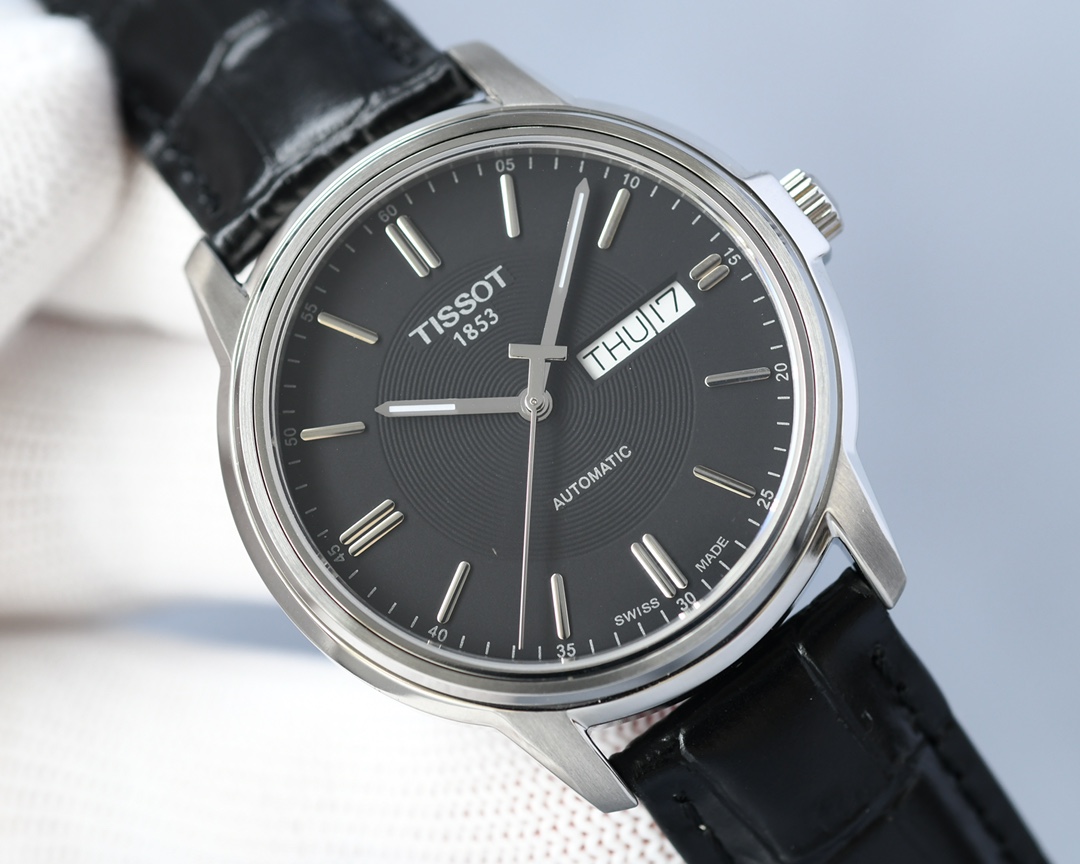 Tissot T065 series men's casual watch equipped with 2836 movement sapphire glass mirror