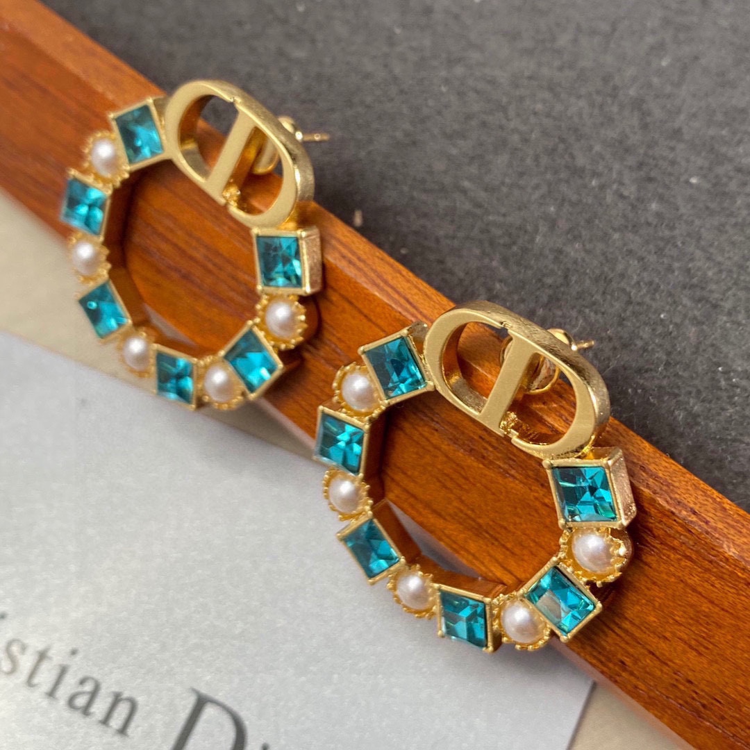 Dior Pearl Stud Earrings