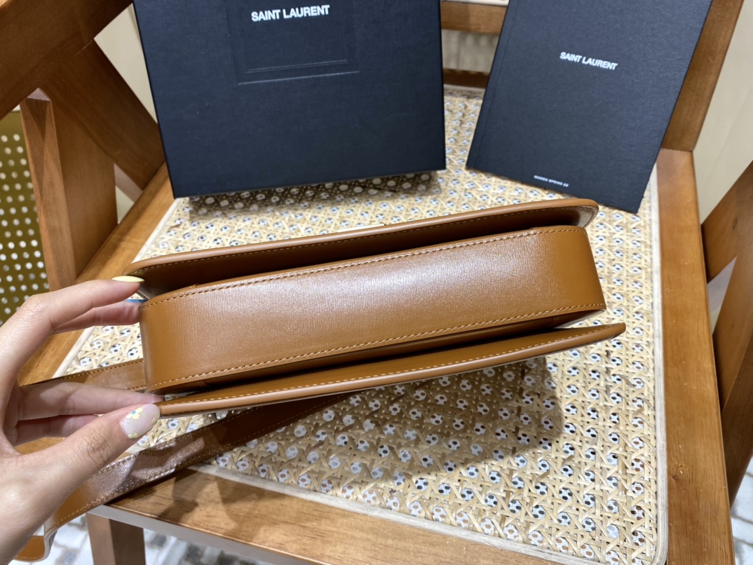 SAINT LAURENT 𝑺𝑶𝑳𝑭𝑬𝑹𝑰𝑵𝑶 𝑩𝑶𝑿 🎐.#634305
