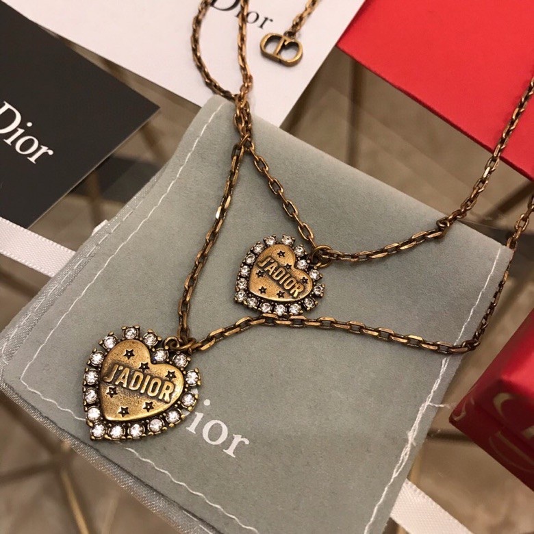 Dior necklace