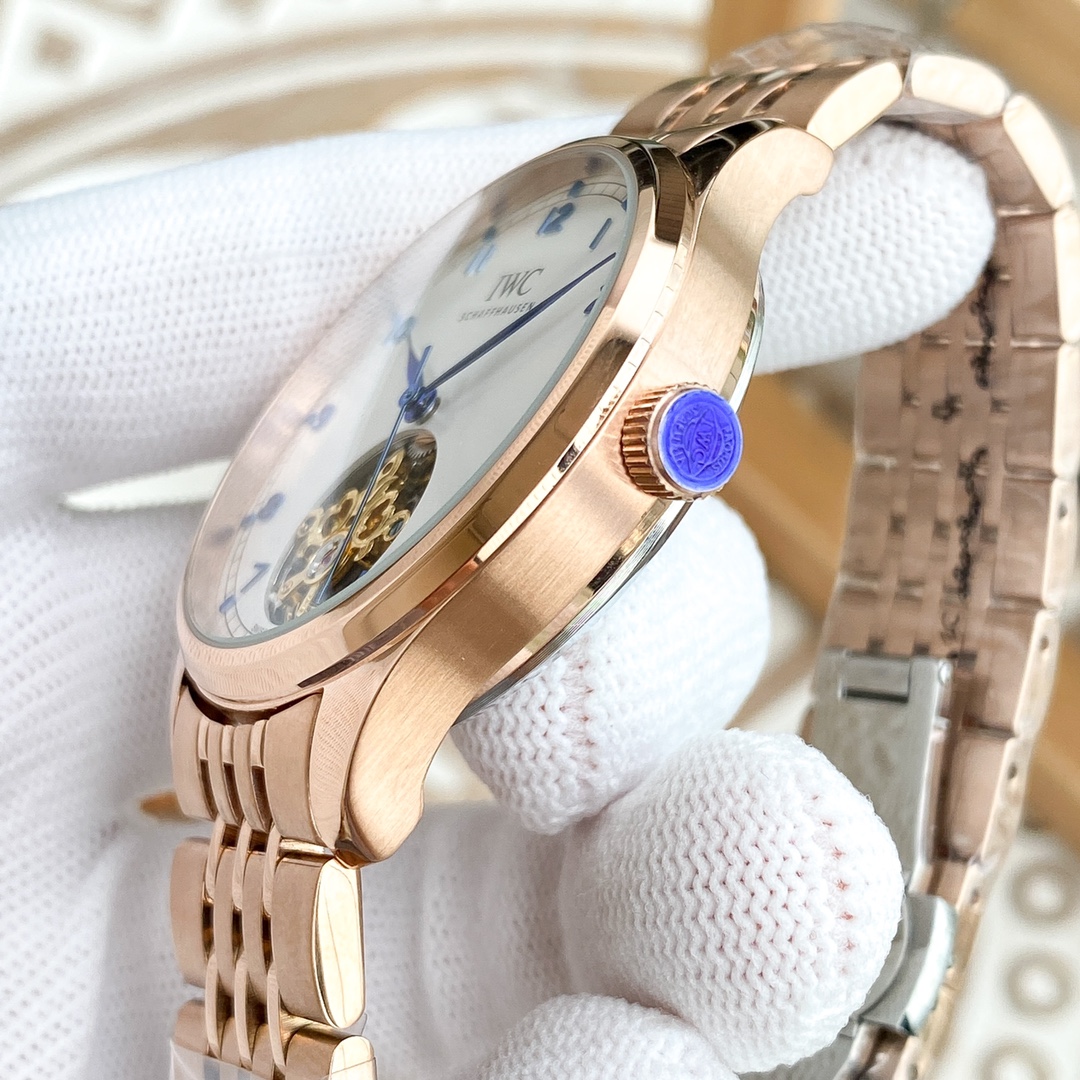 IWC- Fine men's watches Fully automatic mechanical movement, top 316 steel case and strap