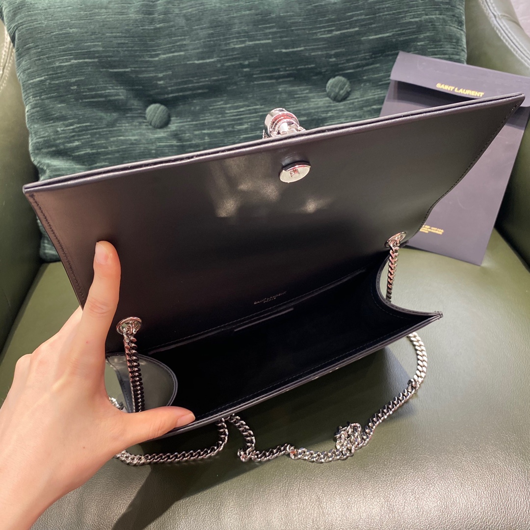 SAINT LAURENT  #𝑲𝒂𝒕𝒆 𝟮𝟰𝒄𝒎#354119