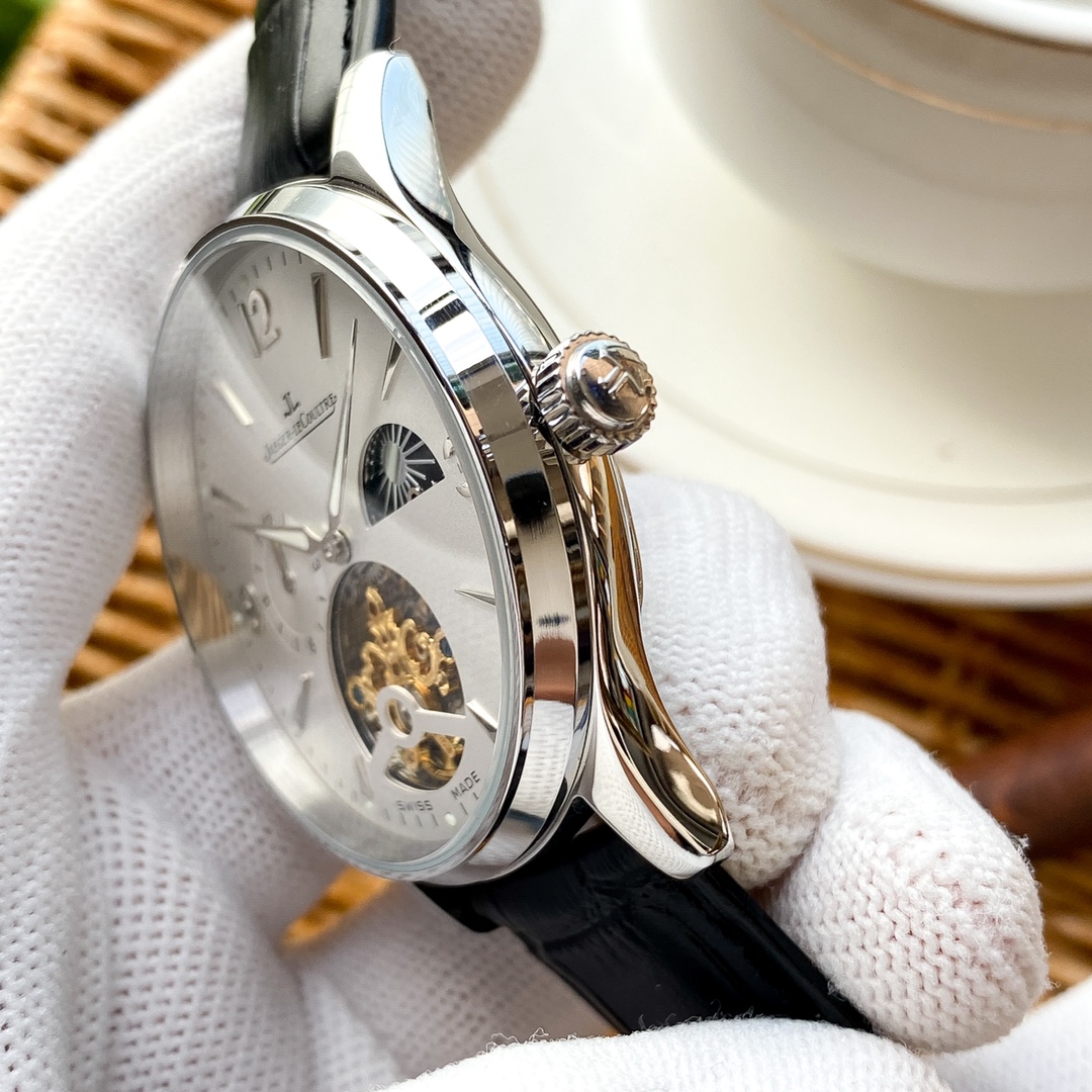 Jaeger-LeCoultre Fine Men's Watches