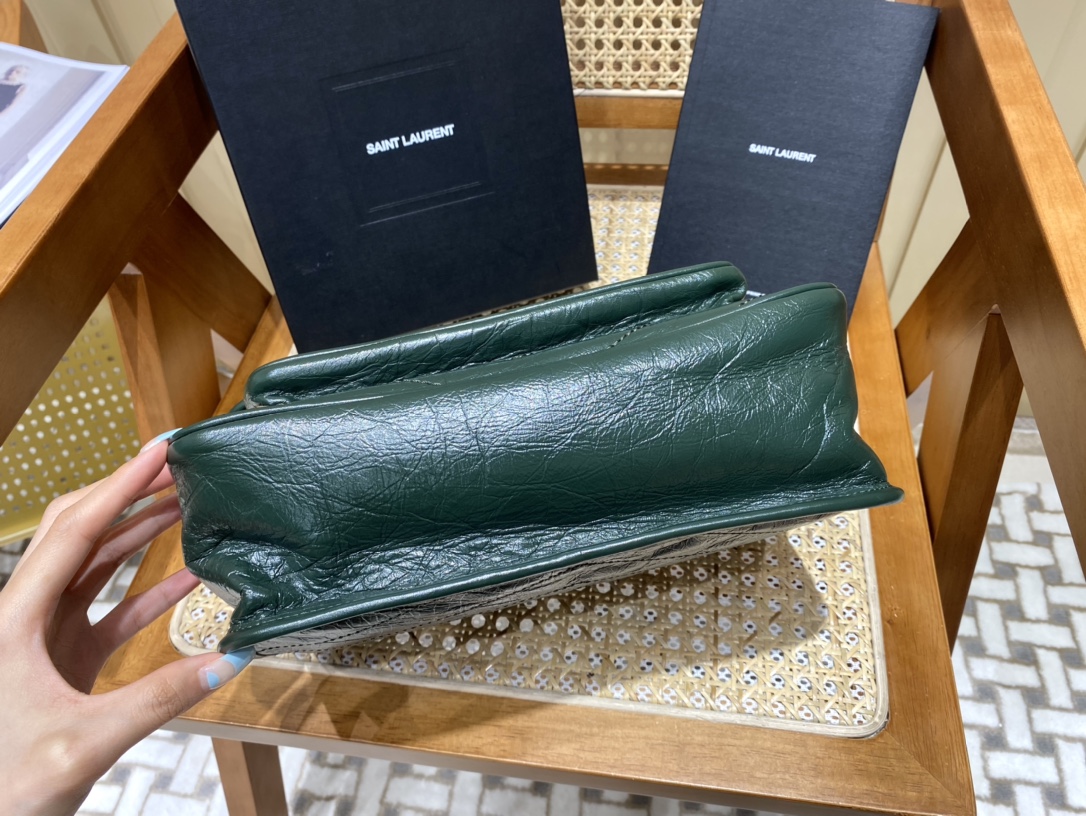 SAINT LAURENT  𝐍𝐢𝐤𝐢 28𝐜𝐦 #633158