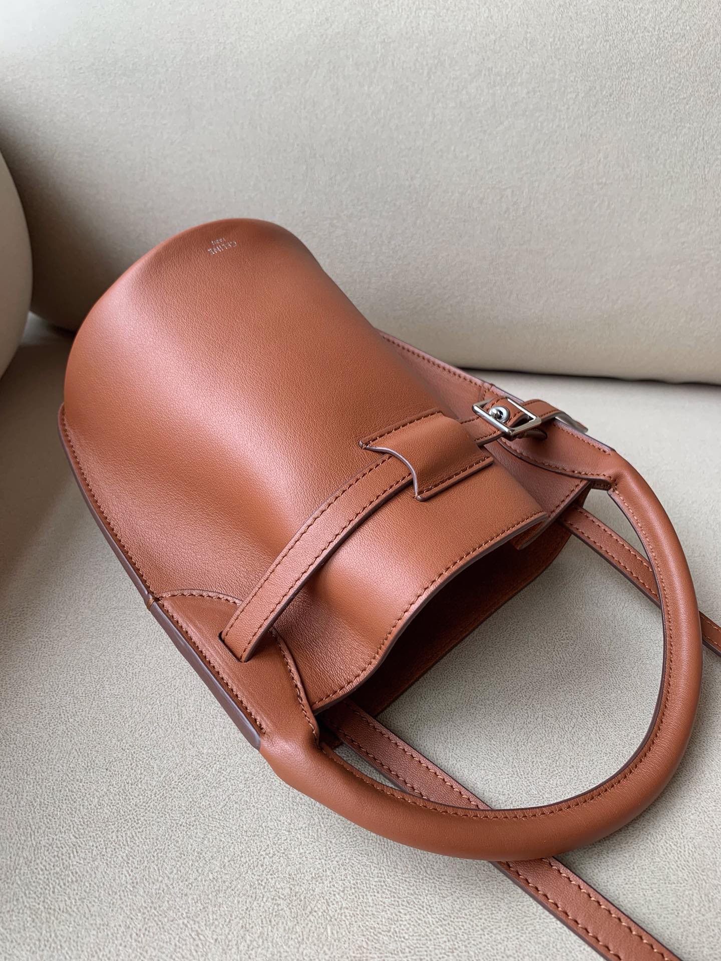𝐂𝐞𝐥𝐢𝐧𝐞 Bigbag bucket nano  calfskin