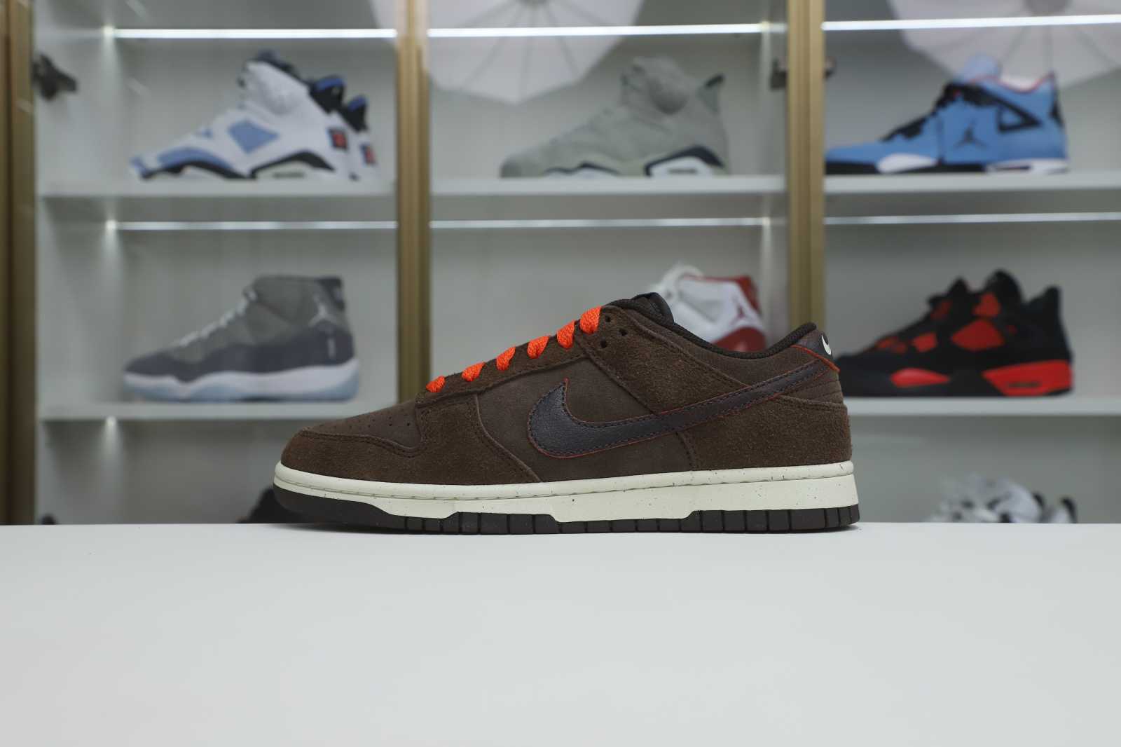 Nike Dunk Low Baroque Brown