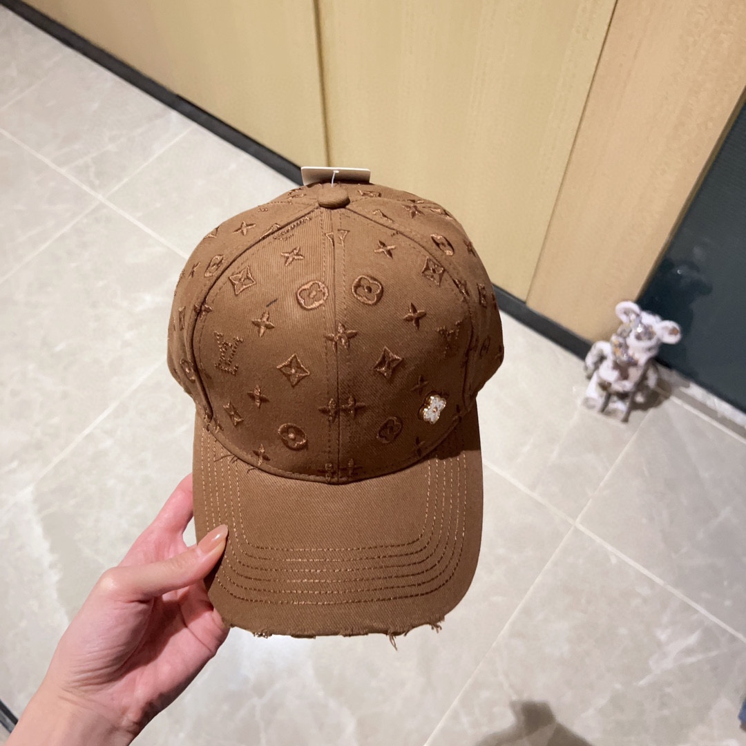 Louis Vuitton baseball cap