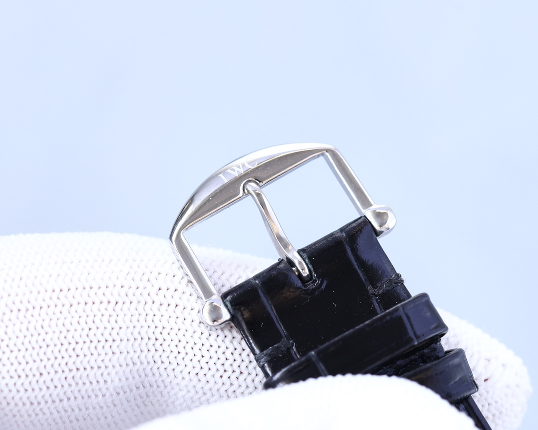 IWC- Portofino Original 9015® movement style with Italian cowhide 3D three-dimensional sense of ultra-thin technology
