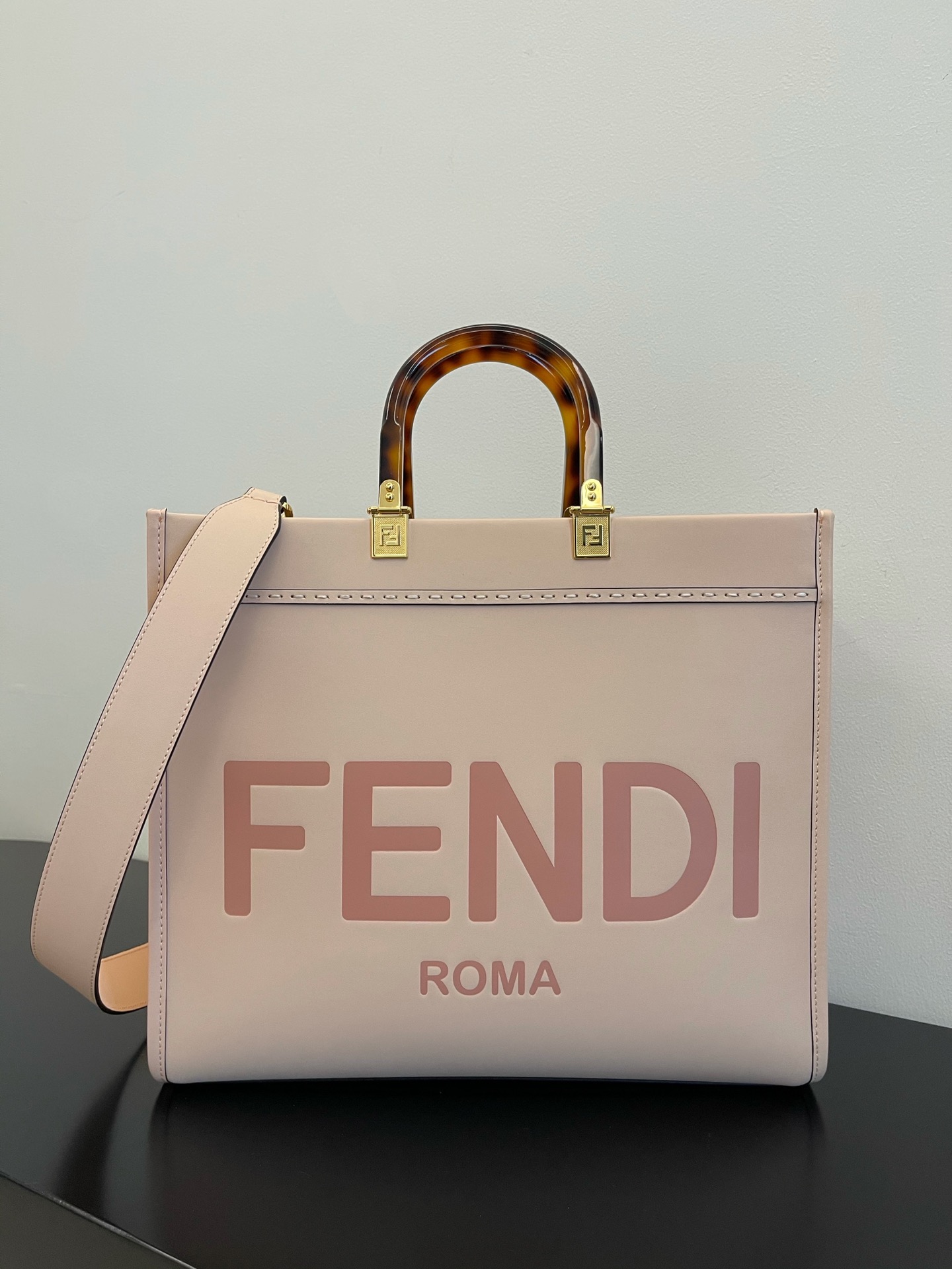 FENDI small pink new size shine tote tote bag 