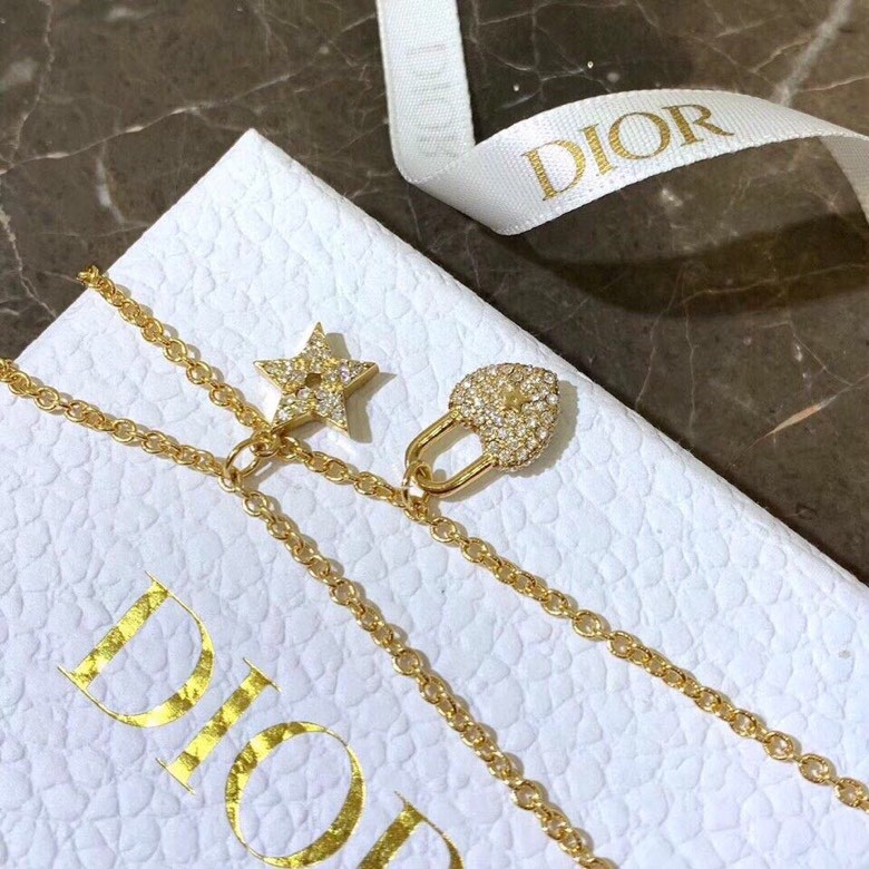 Dior necklace