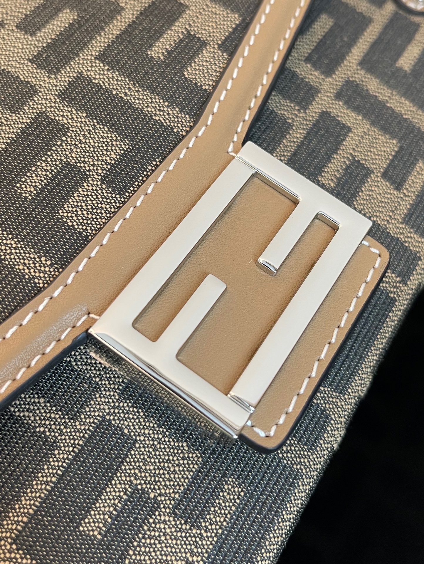 FENDI box