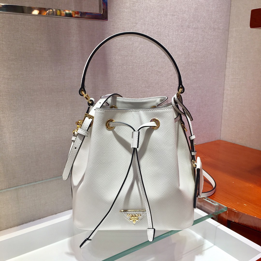 𝐏𝐑𝐀𝐃𝐀 New 1BZ032 Bucket Bag