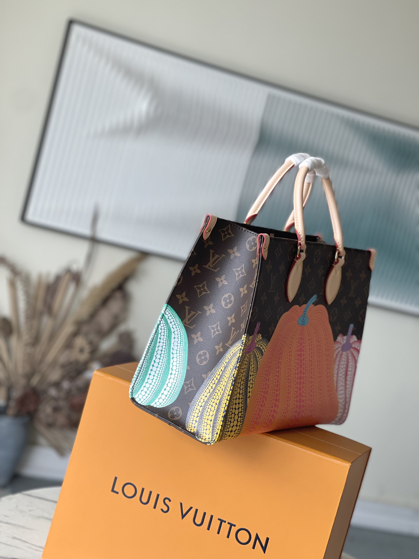 𝐋𝐎𝐔𝐈𝐒 𝐕𝐔𝐈𝐓𝐓𝐎𝐍 M46466 ONTHEGO