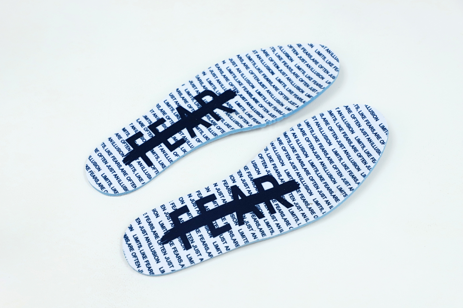 AIR JORDAN 1 RETRO HIGH OG FEARLESS