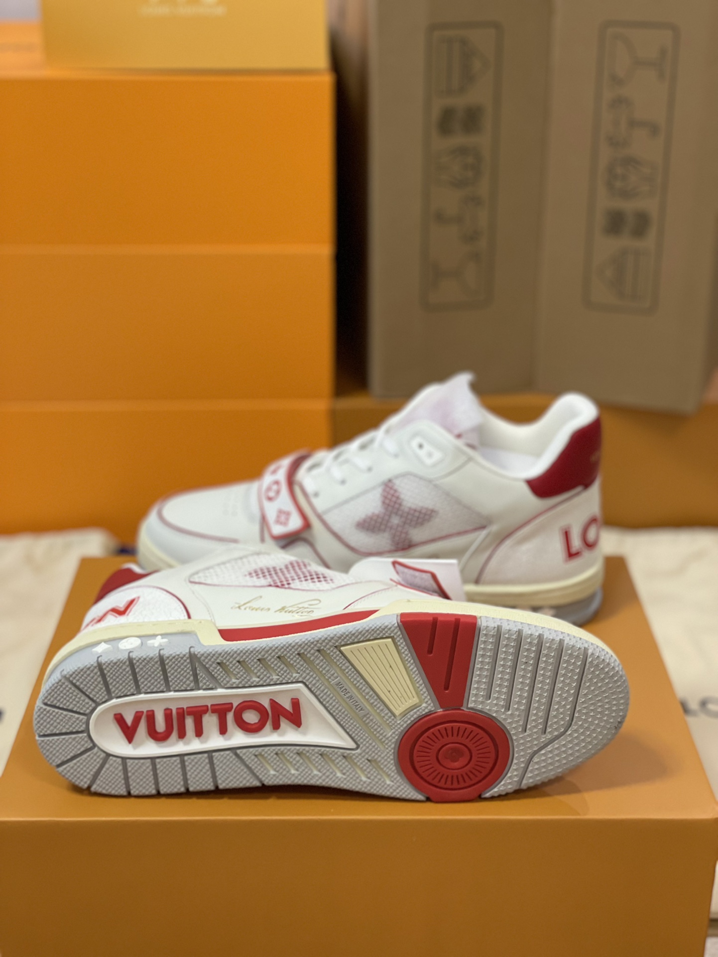 Louis Vuitton Trainer Couples Style 1A98UX