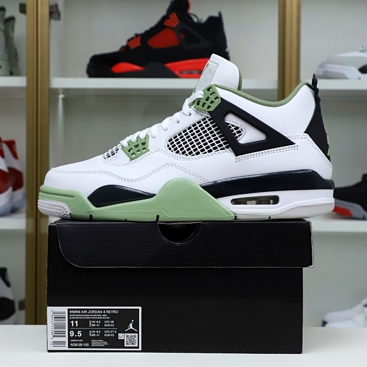 AIR JORDAN 4 SEAFOAM