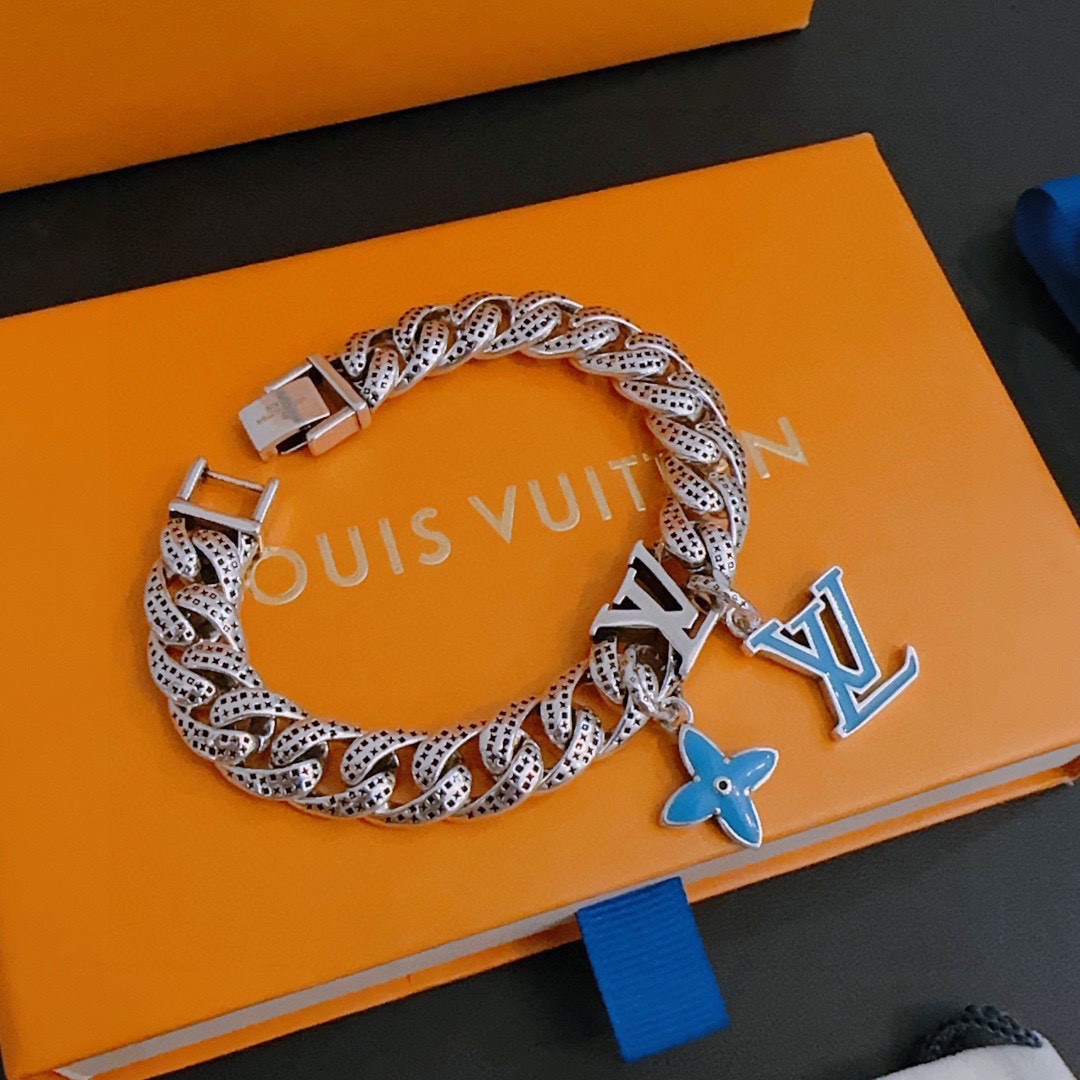 Louis Vuitton Cuban Chain Collection Vintage Silver Bracelet Couple's version 22cm20cm18cm changeable length