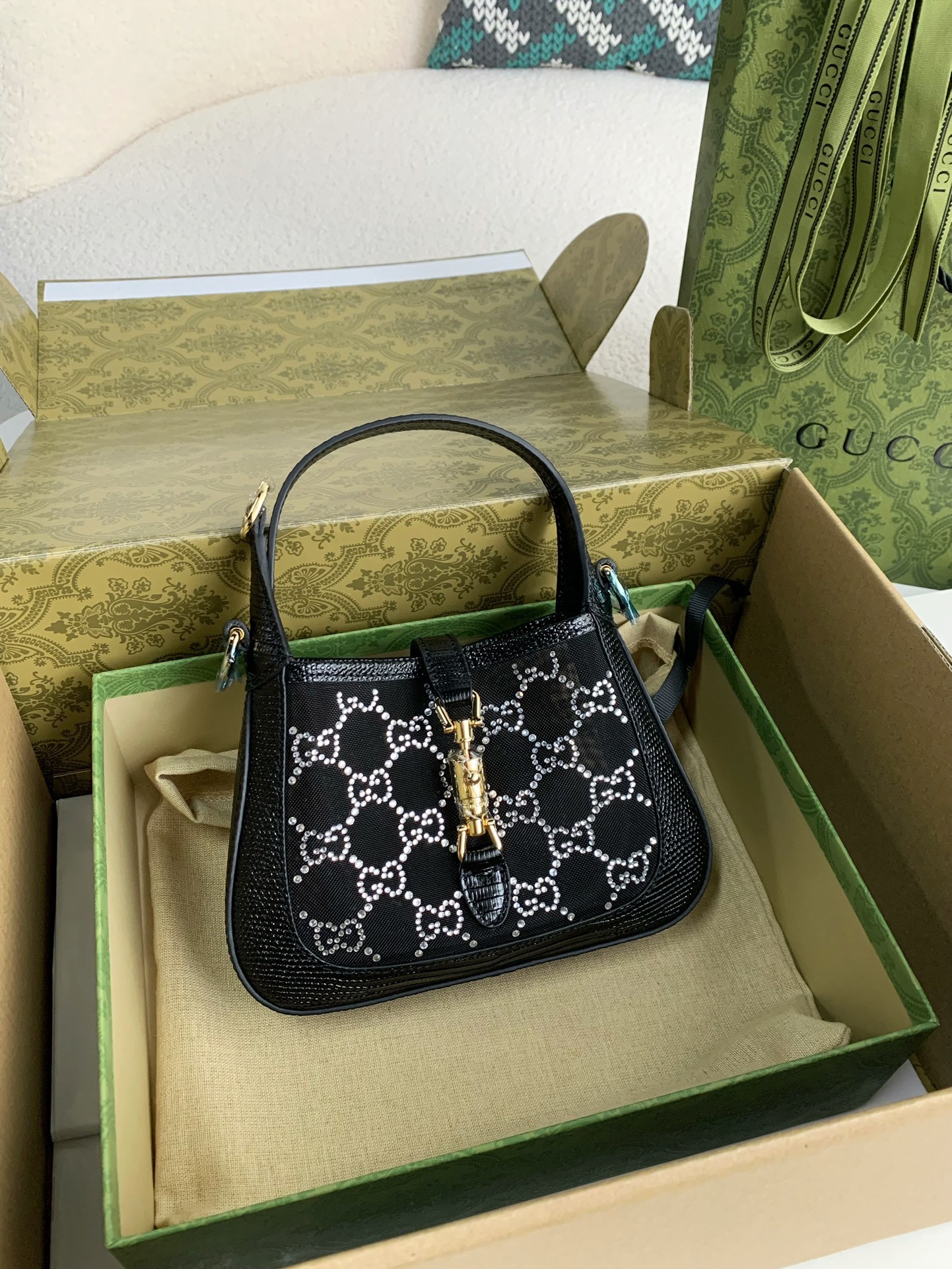 Gucci Jackie 1961 series mini handbag 19*13*3cm
