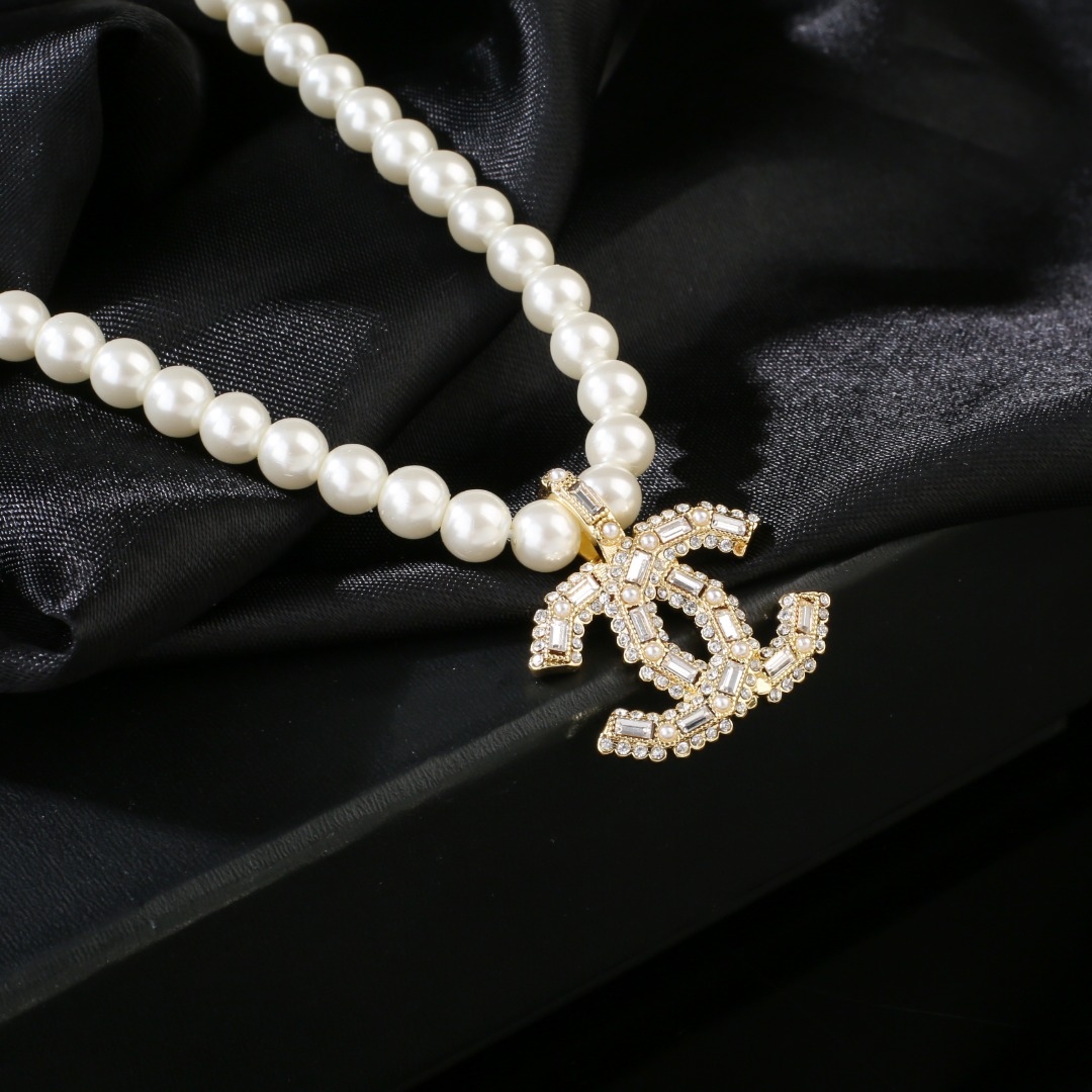 CHANEL🇫🇷Xiaoxiang New Pearl Necklace