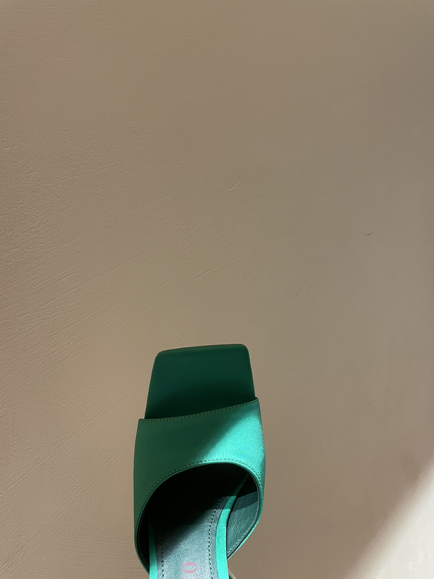 TheAttico | 𝟐𝟎𝟐𝟐𝟐/𝐒𝐒 𝐧𝐞𝐰 Spring/Summer 2021 collection The Attico personality triangle heel high heel sandals