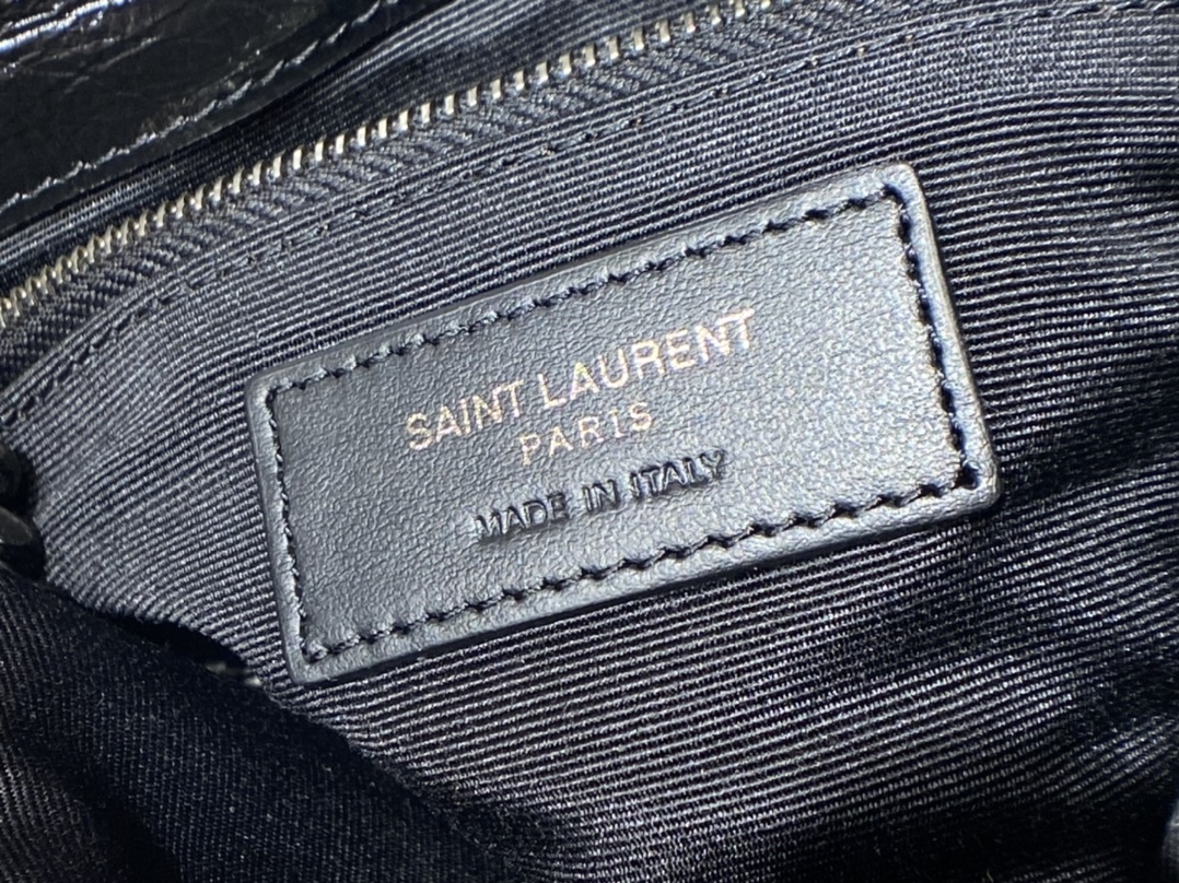 SAINT LAURENT  #583103