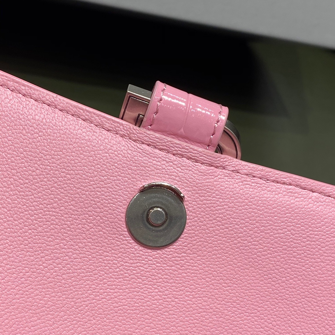 BALENCIAGA 𝐇𝐨𝐮𝐫𝐠𝐥𝐚𝐬𝐬𝐬 𝐒 crocodile-textured cowhide