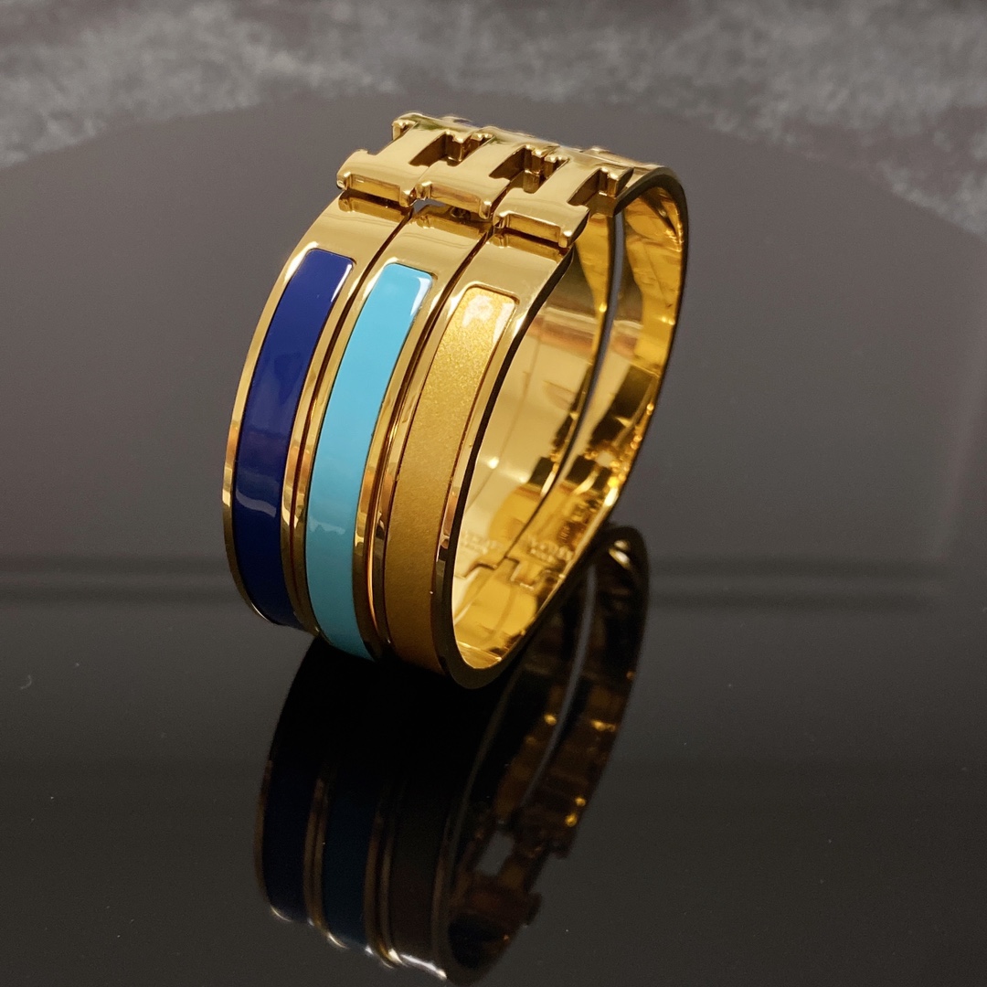 Hermes bracelet