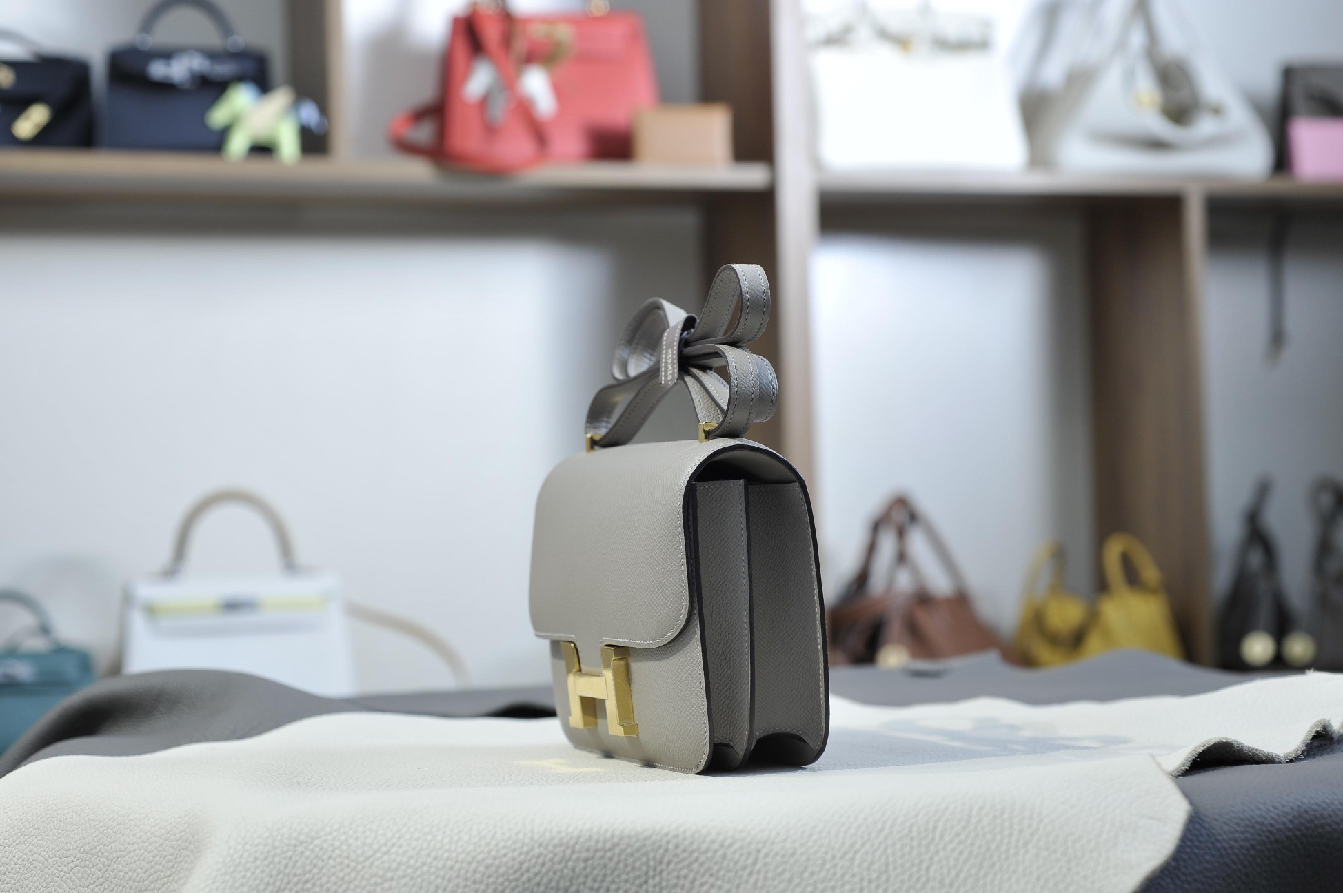 KKangkang 19 asphalt gray gold buckle epsom leather