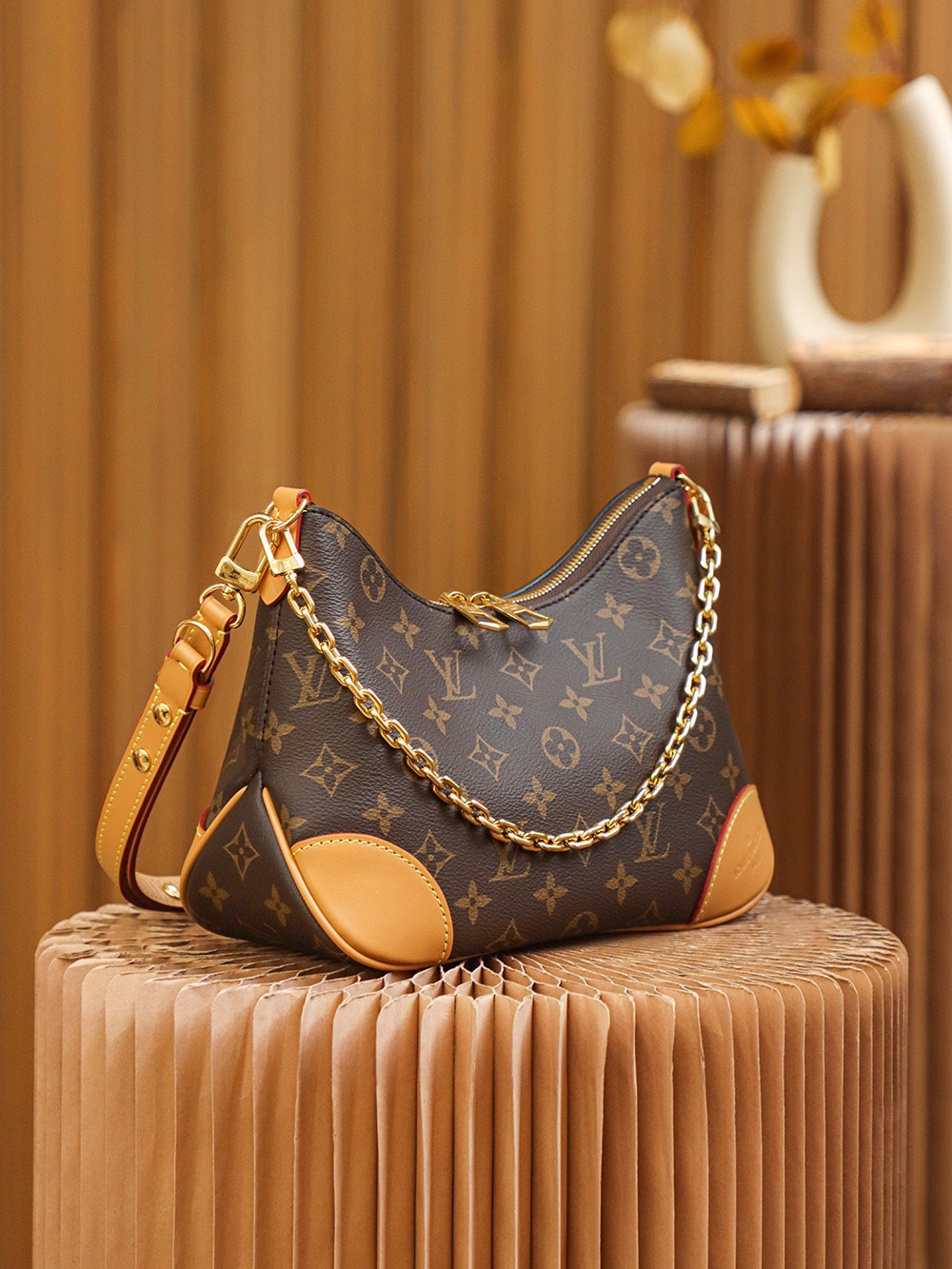 Louis Vuitton 𝐁𝐎𝐔𝐋𝐎𝐆𝐍𝐄 King of Hot Style Croissant #M45832#