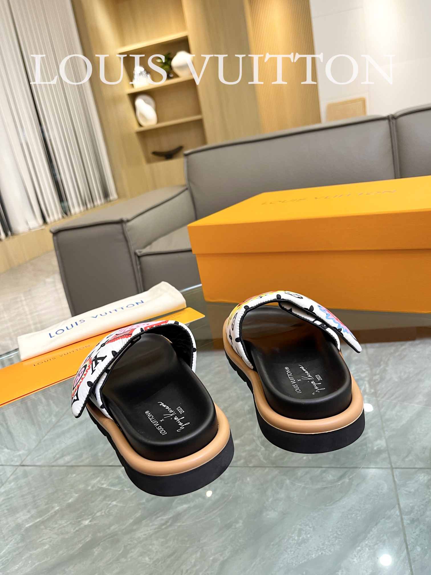 Louis Vuitton 2023 lovers mandarin duck shoes