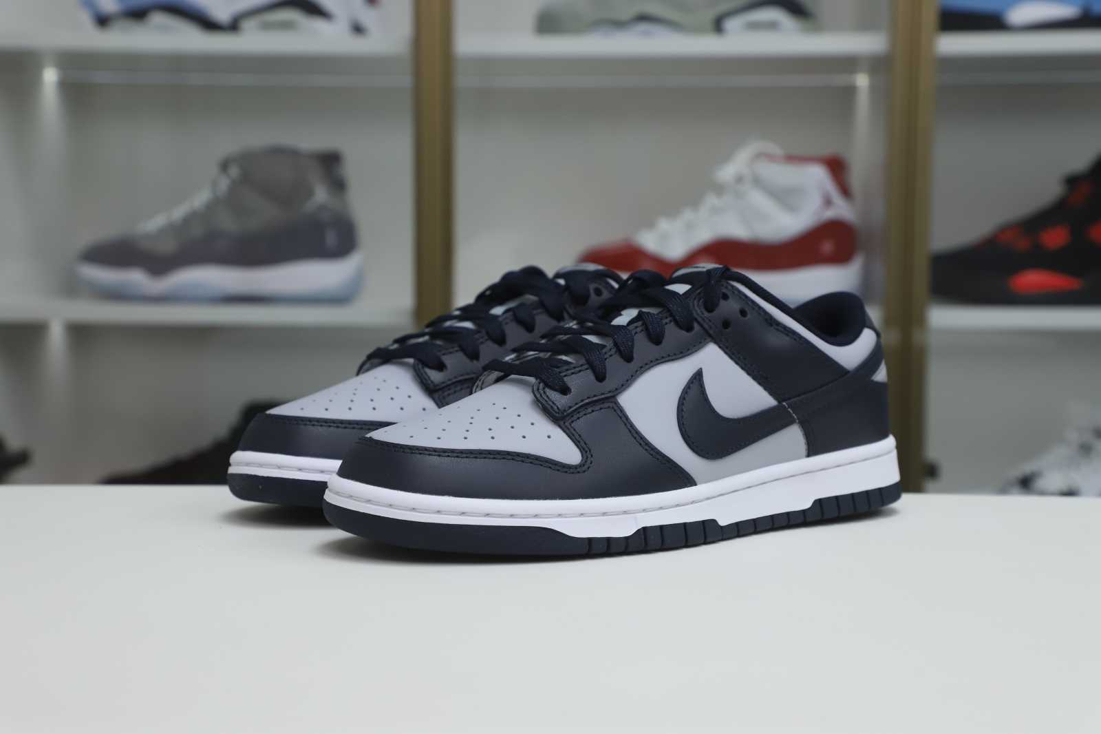Nike Dunk Low Retro Georgetown