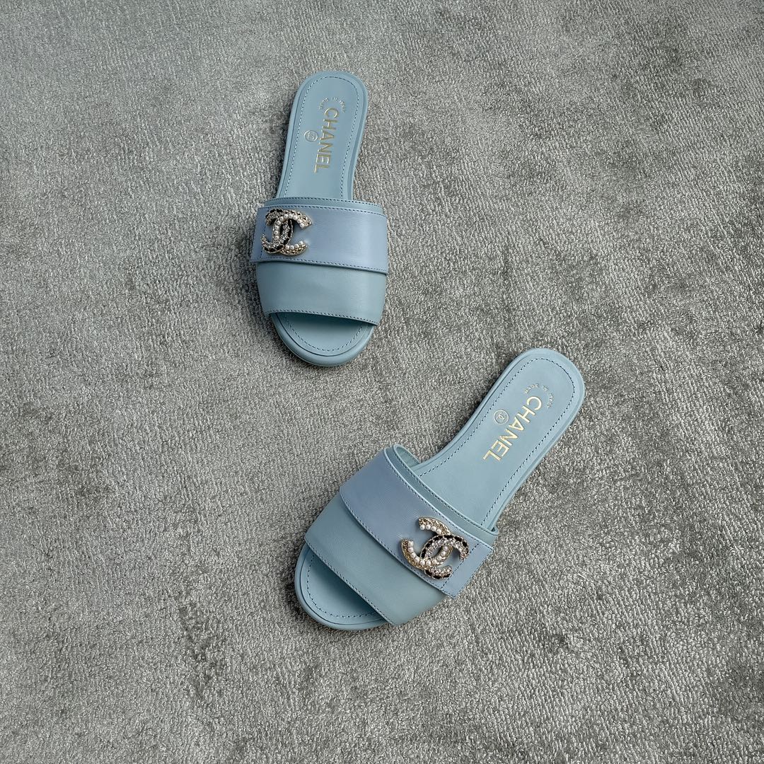 CHANEL Chanel slippers pearl leather strips and small diamond combination imported A grade sheepskin