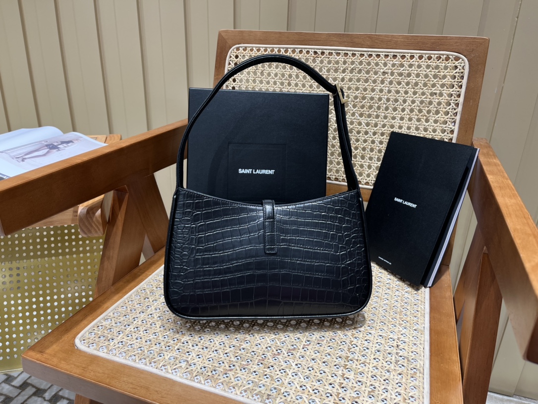 SAINT LAURENT Model: 657228 crocodile pattern original leather.JD