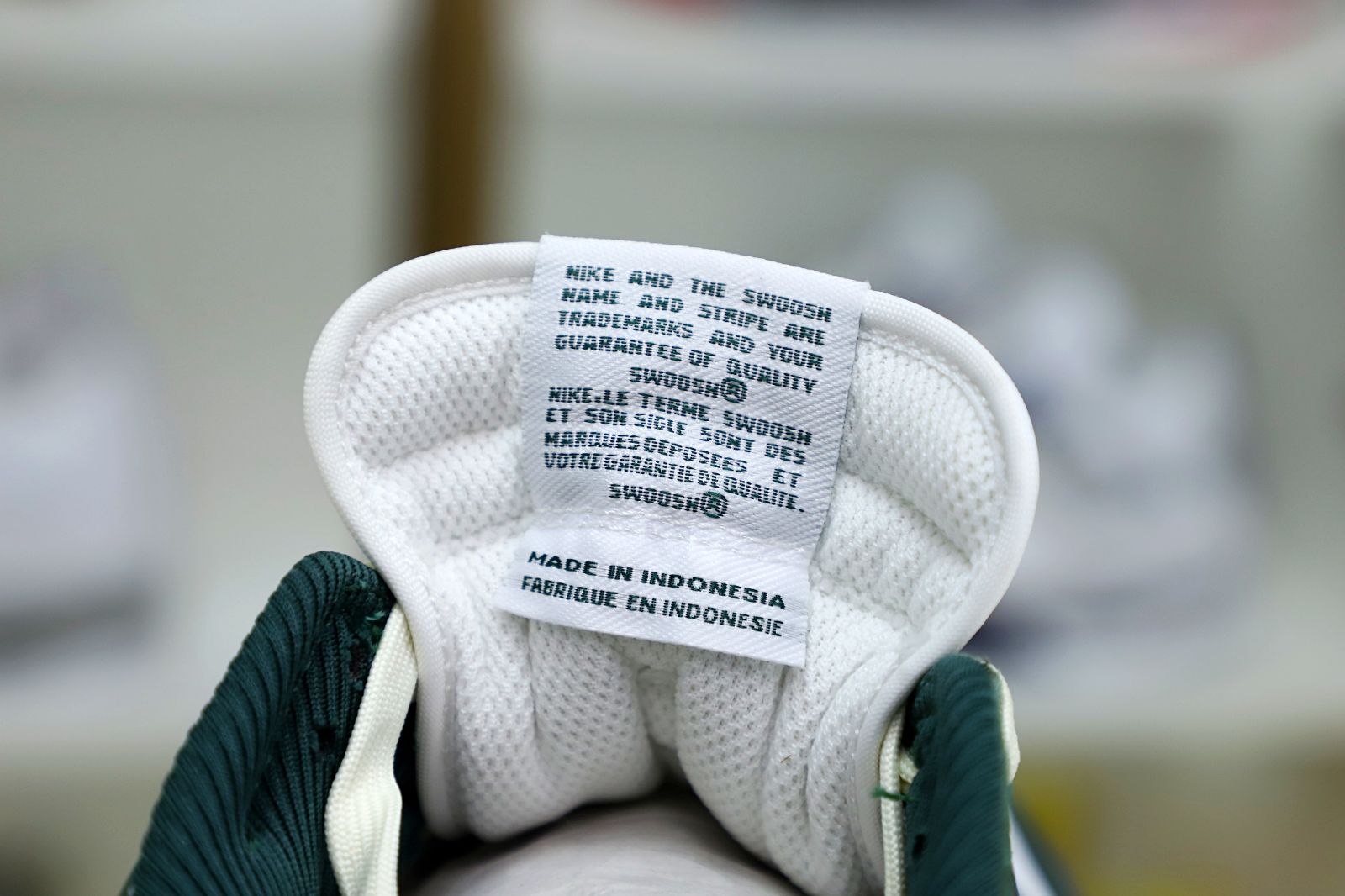 NIKE WMNS DUNK LOW VINTAGE GREEN