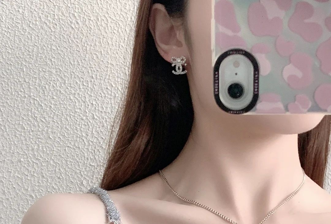 CHANEL🇫🇷Xiaoxiang Xiangxiao bow double c earrings