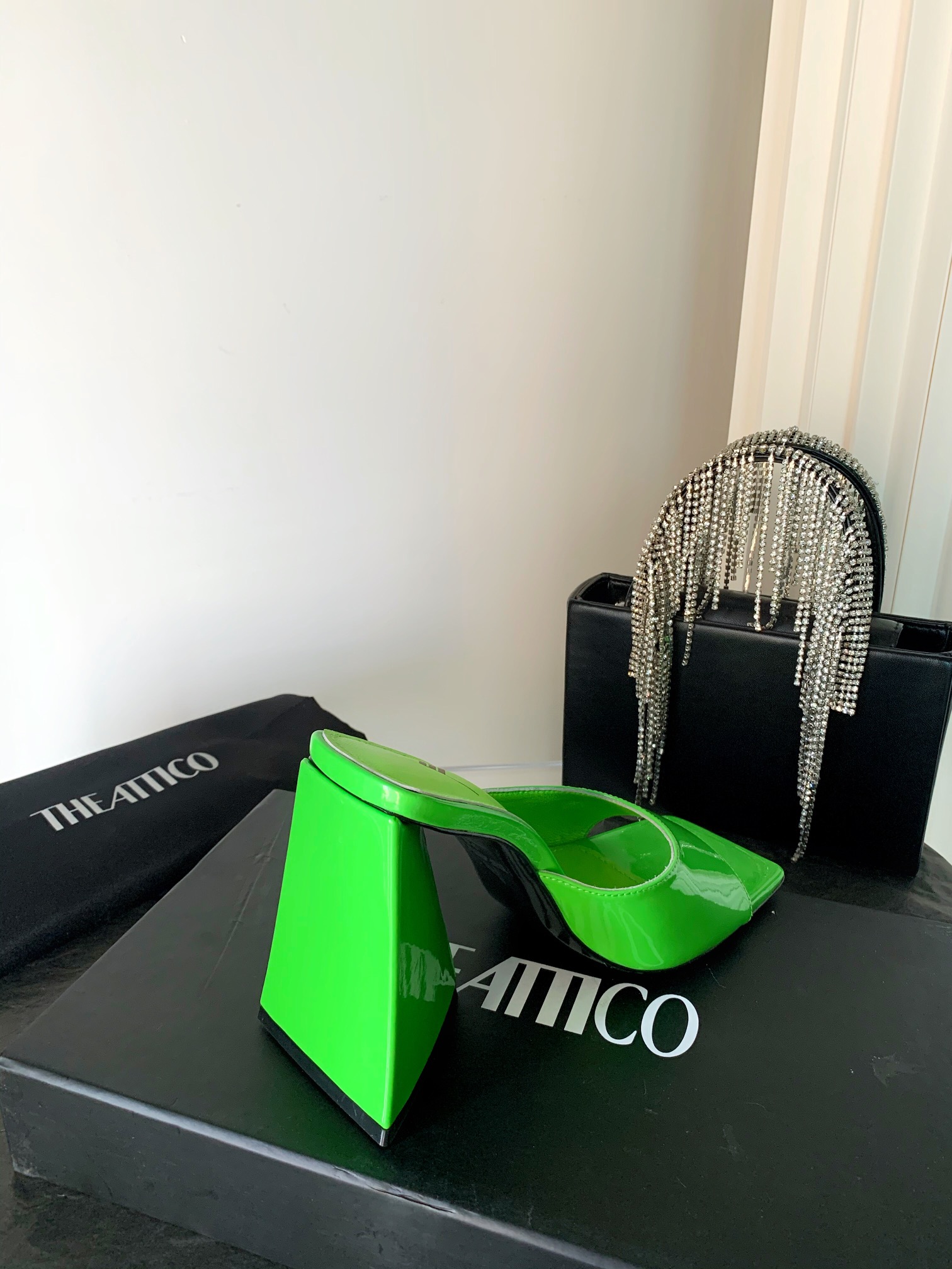 THE ATTICO | 𝟐𝟎𝟐𝟏/𝐒𝐒 𝐧𝐞𝐰 The attico triangle heel sandals lined with sheepskin leather genuine leather outsole