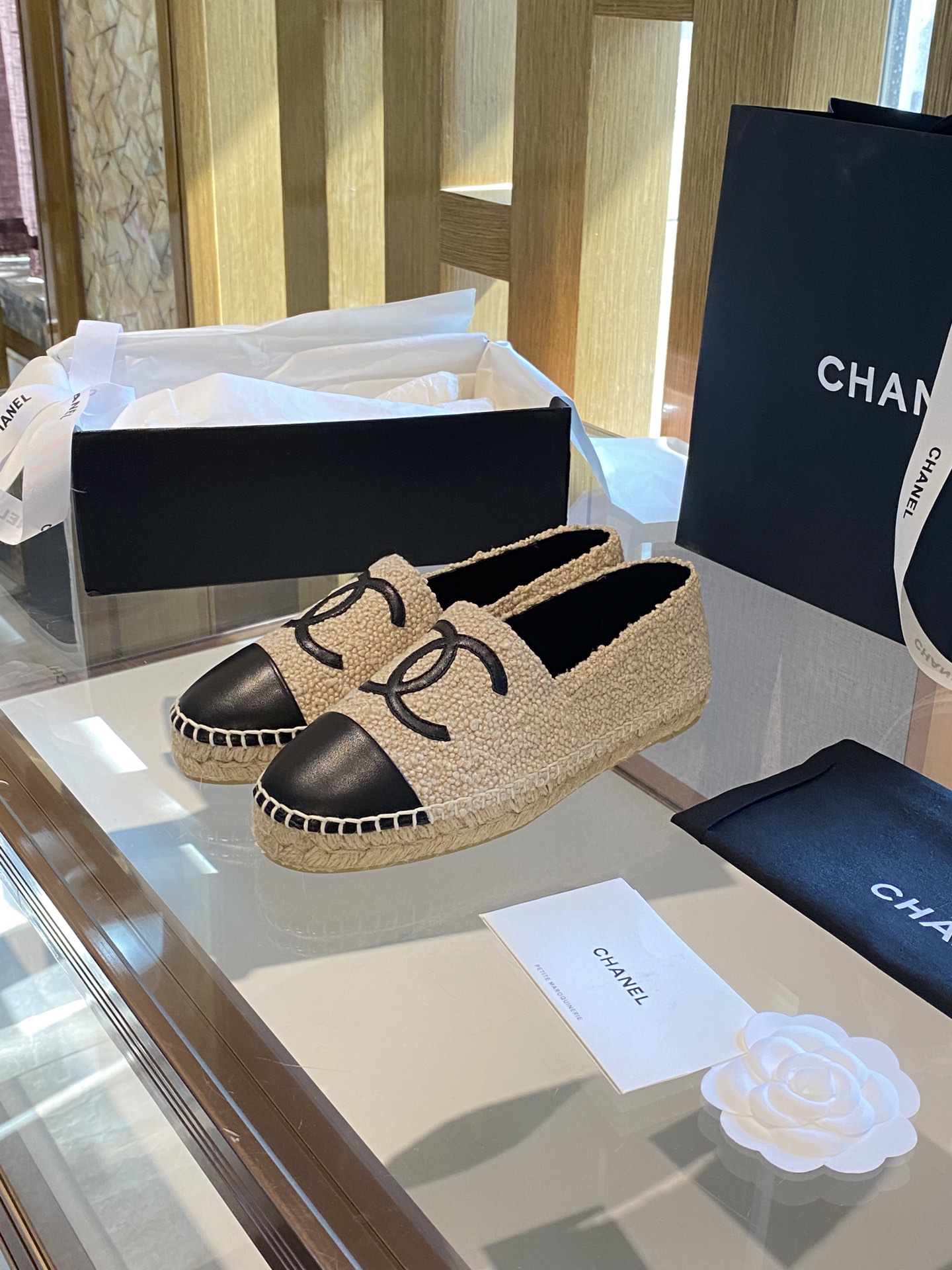 CHANEL fisherman shoes Chanel classic version of the original injection of rubber translucent rubber original color hemp sole